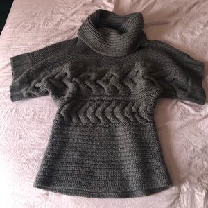 Dex sweater